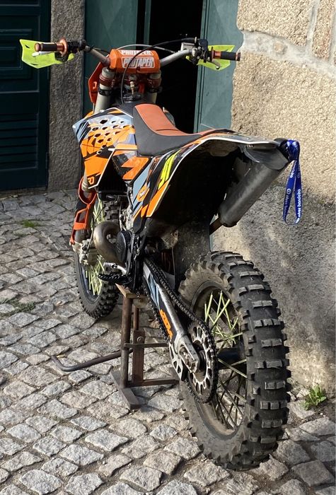 Ktm exc 200 2t.