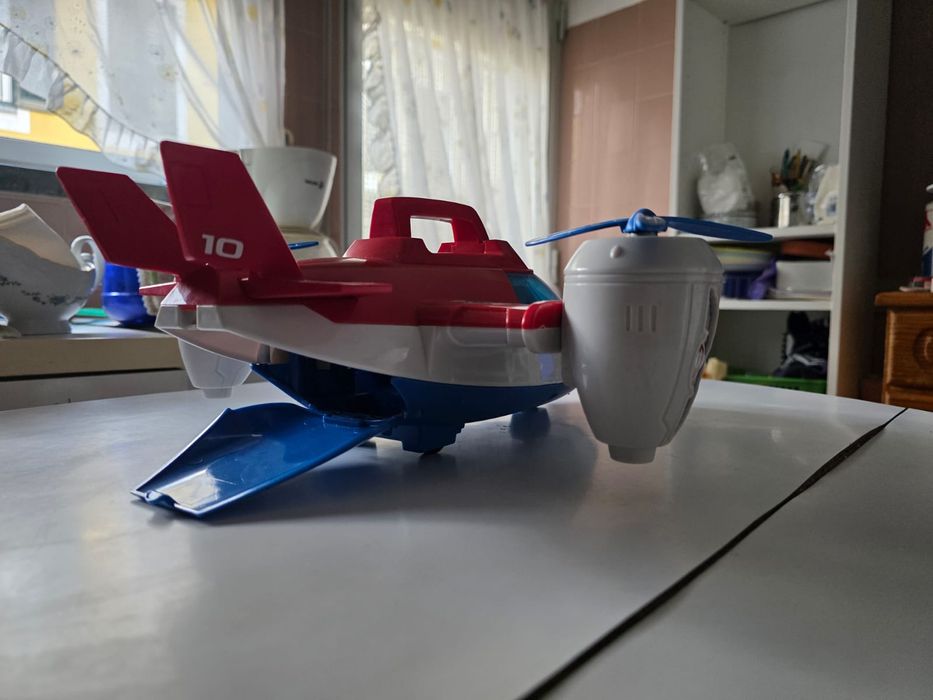 Avião da patrulha pata