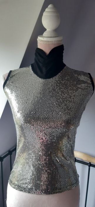 Czarna bluzeczka top golf  Dividi H&M glam cekiny rozm S/M