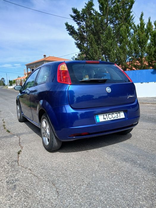 Fiat grande punto  de 2006 muito estimado  1.2 gasolina
