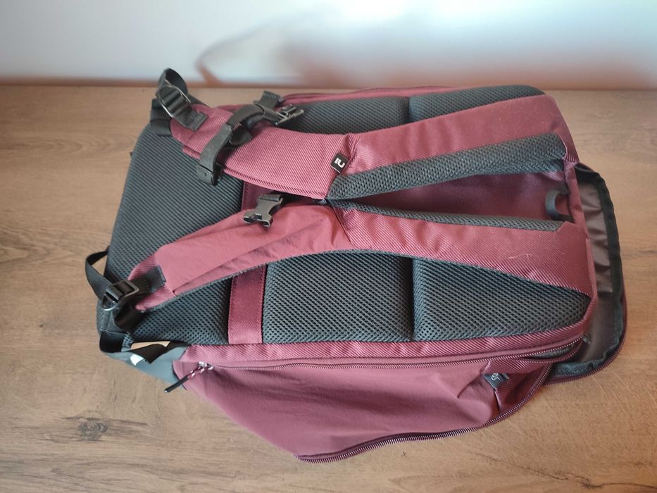 Plecak turystyczny Quechua Escape 500 23 l