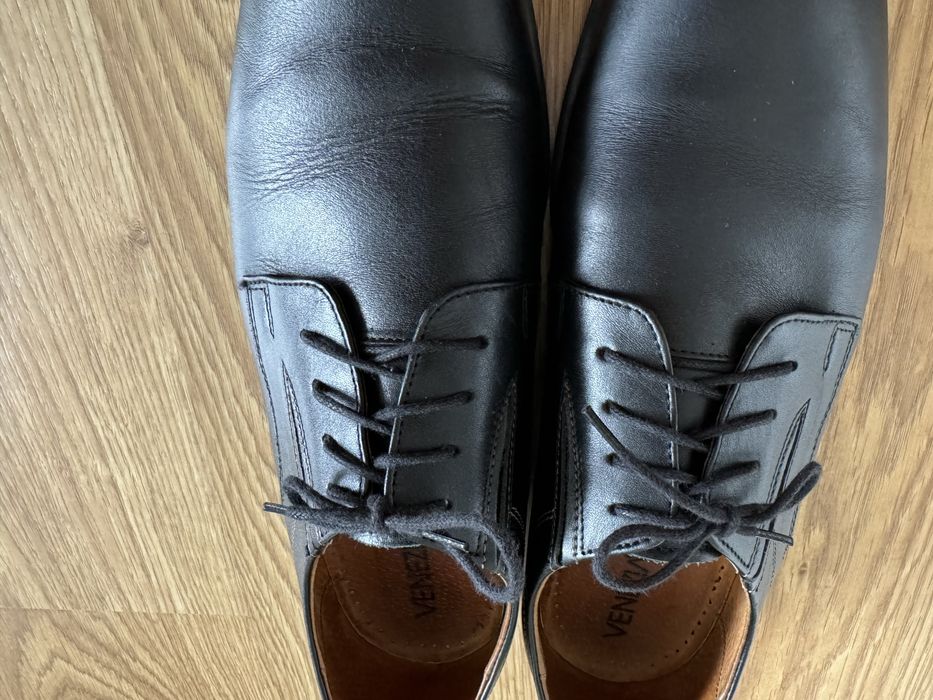 Venezia Buty męskie ze skóry naturalnej r. 43