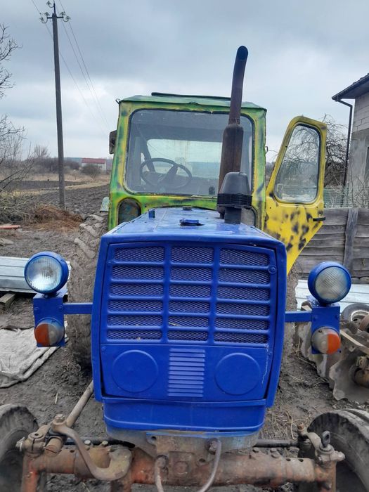 ЮМЗ на повному бойовому