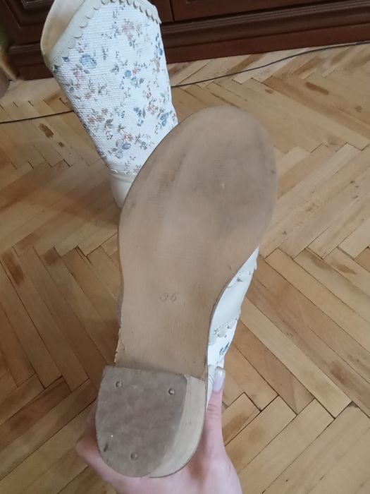 Ковбойки шкіряні, з метеликами