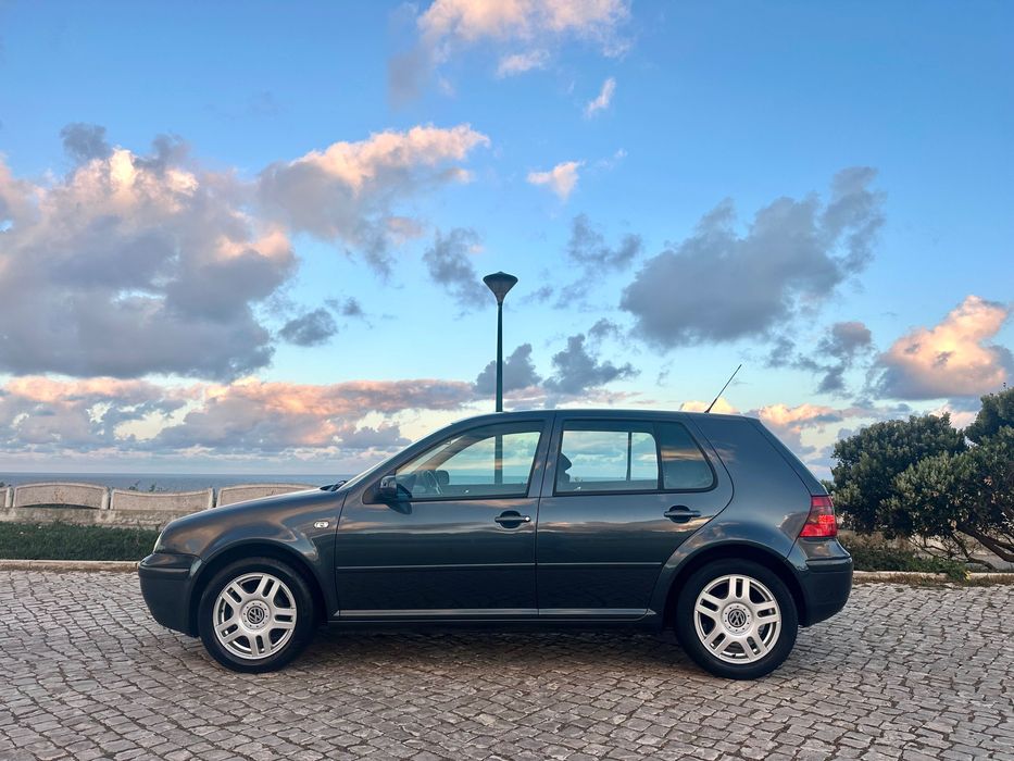 VW  Golf 1.4  -  25 Anos  -  Muito Estimado