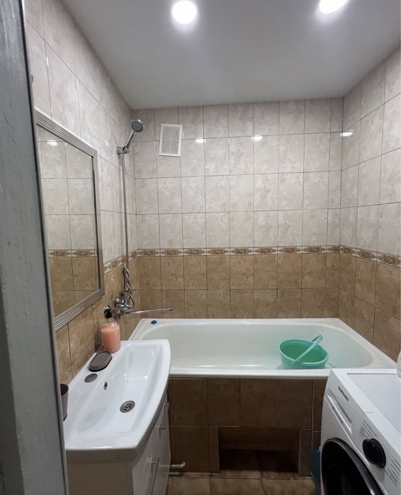 Продам шикарную  3х комнатную квартиру в районе пл освобождения