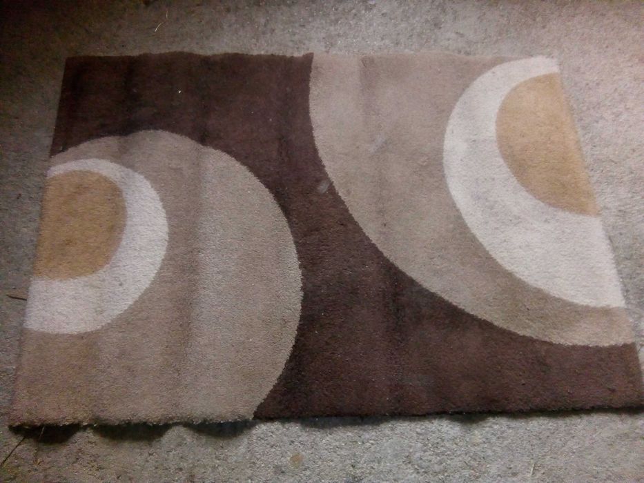 Carpete tons castanho