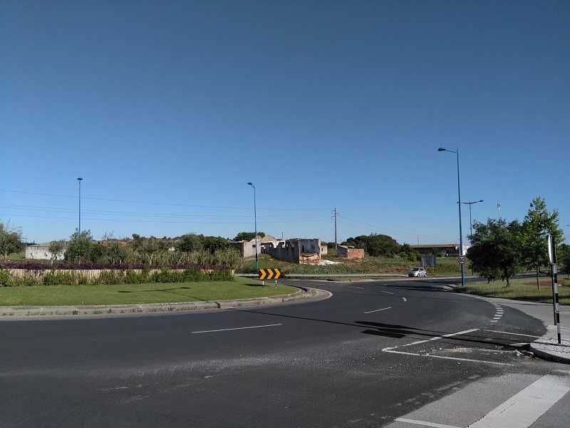 Terreno 16000m2 na circular externa do Montijo, p/ comércio/serviços.