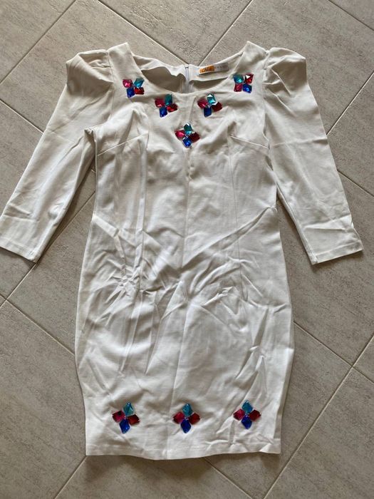 Сукні по 100 гривень