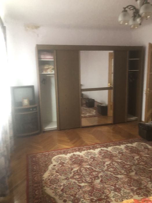 оренда будинку, здається в оренду хата/будинок