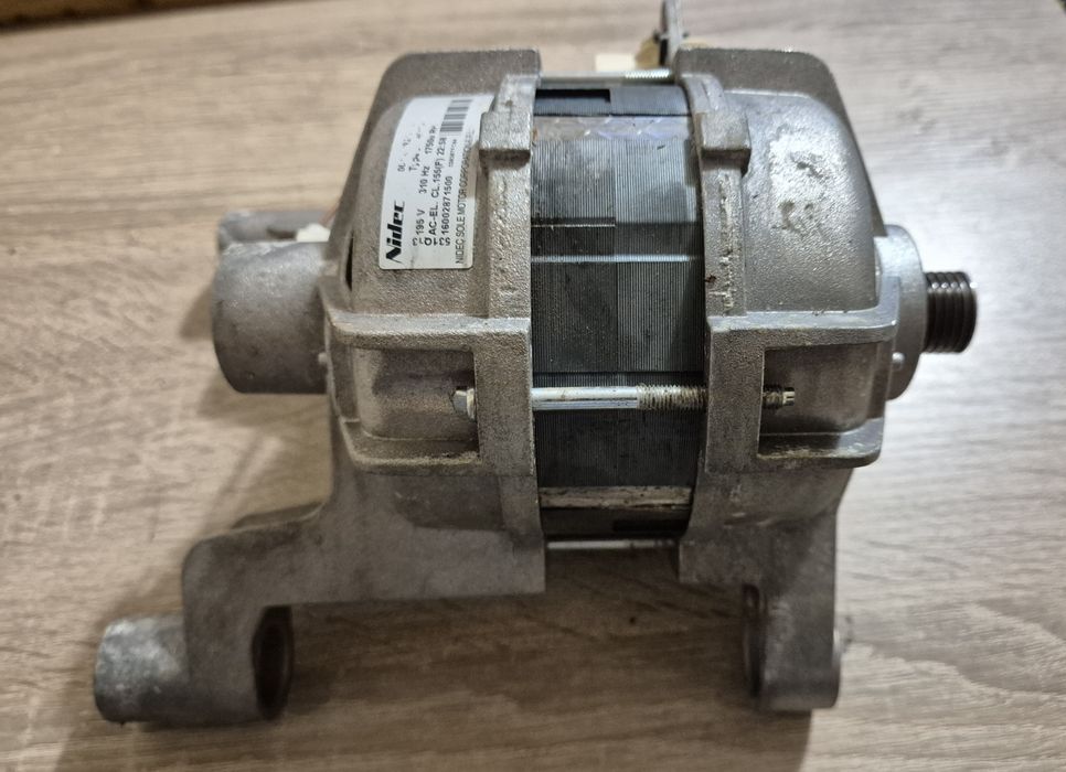 Silnik Pralki Ariston