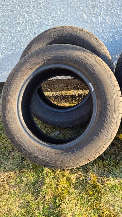 Sprzedam opony Debica