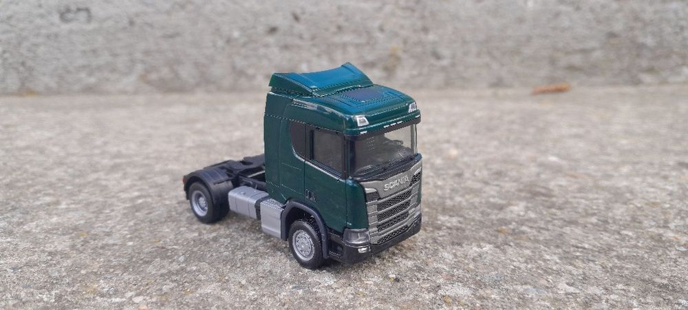 Scania CR 4x4 Herpa h0 1:87