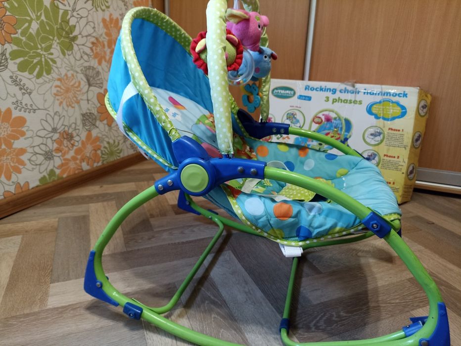 Шезлонг-качалка от 0-3 года. Кроватка- креселко