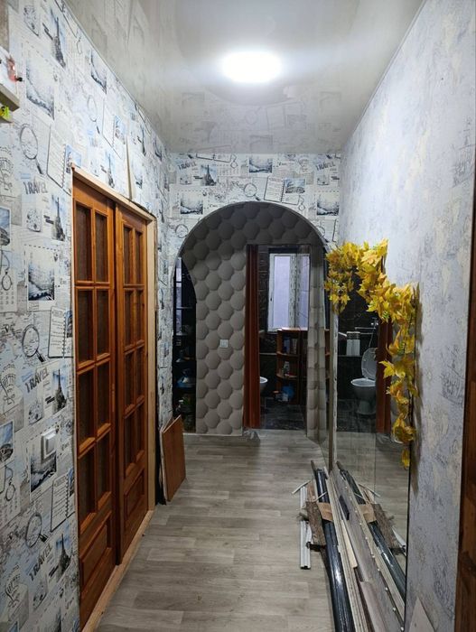 Продам.  2 к.кв.ул.Былкина.Мебель + техника.Запорожье Левое.