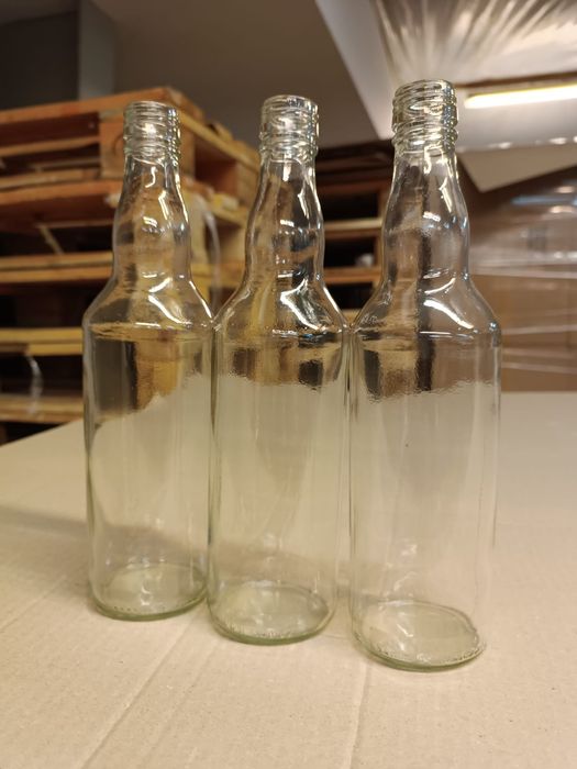 Butelki szklane wraz z nakrętkami 0,5l, 500szt