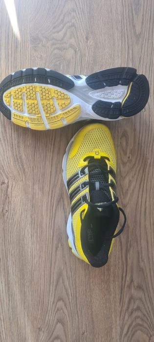 Buty męskie Adidas Questra Cushion M G64377, r 40 2/3