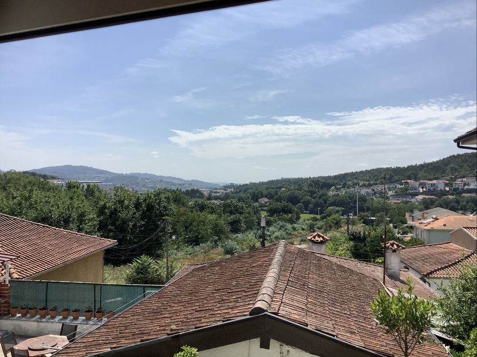 Arrendo Apartamento T2 Renovado muito perto do centro da cidade - Rua da Bela Vista