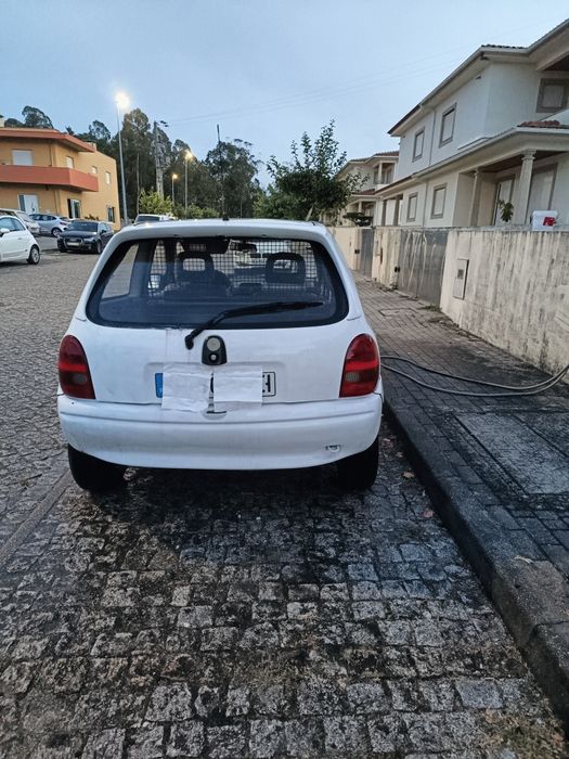 Opel corsa comercial