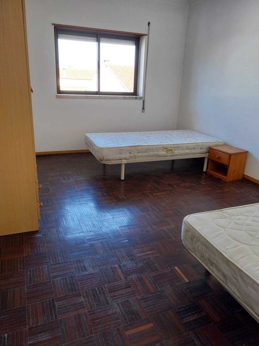 Apartamento T3 para venda em Ourém com varanda