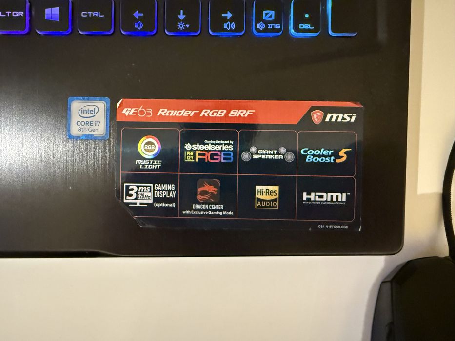 Laptop MSI GE63 Raider RGB 8RF-402PL