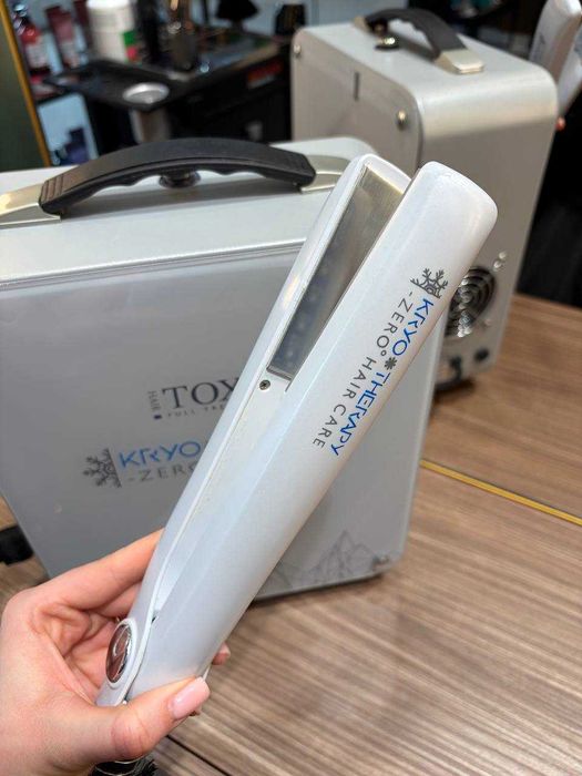 Urządzenie do krioterapii włosów FROZEN MACHINE KRYOTHERAPY