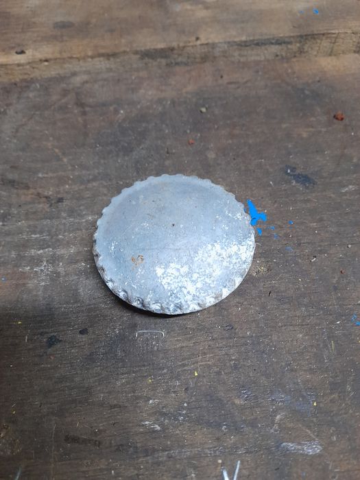 Dekielek do oleju junak m 10