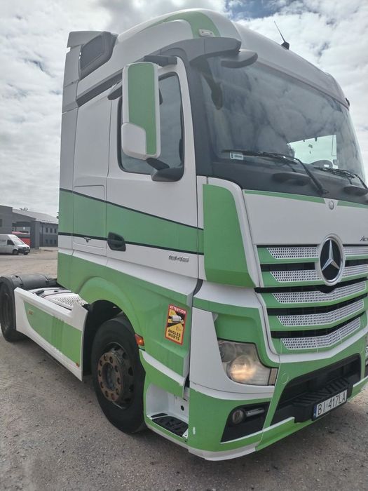 Mercedes-Benz