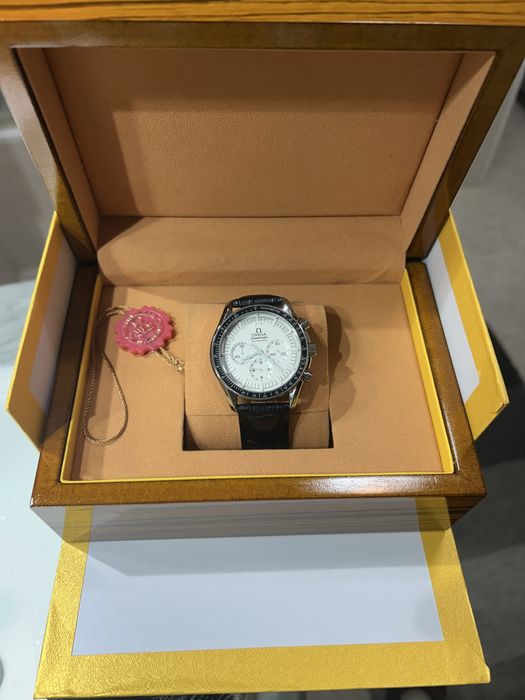 Relógio Omega Speedmaster