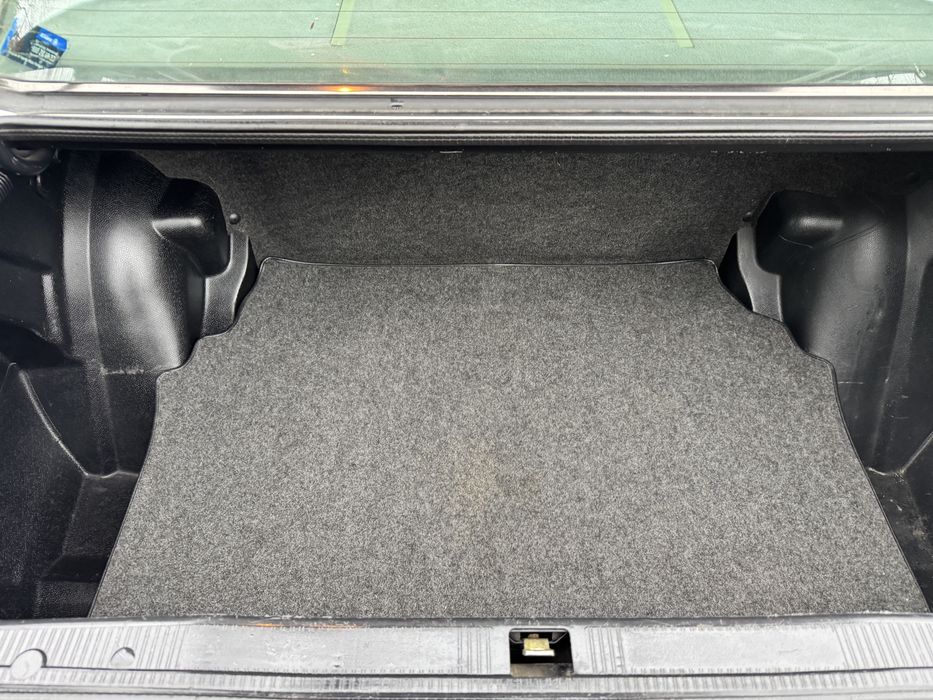 Mercedes 190D muito bom estado