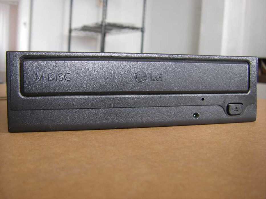 Nagrywarka DVD LG M-DISC model GH24NSD1 SATA