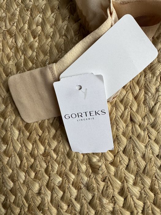 100 E nowy bezwy stanik Gorteks