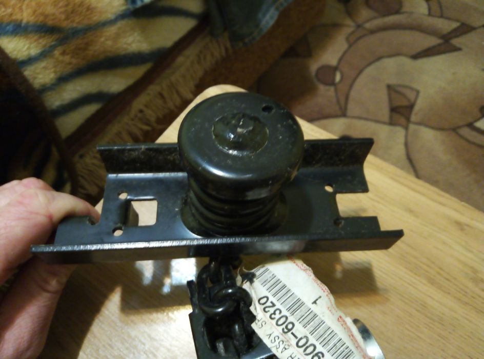 Продам подьемник колеса! Toyota Prado