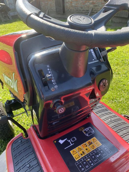 Трактор газонокосарка Mtd