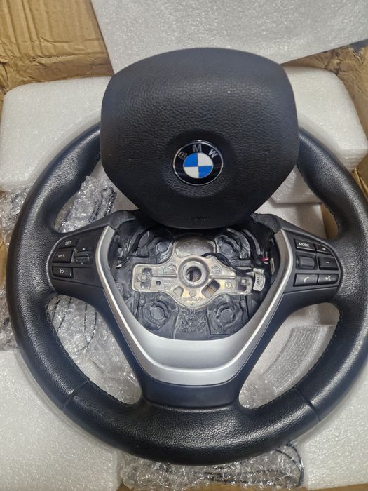 Volante BMW com airbag