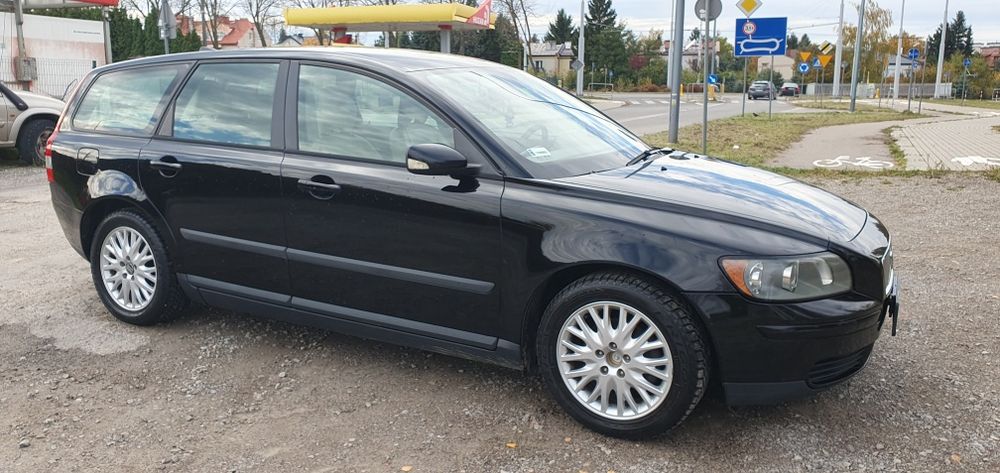 Volvo V50