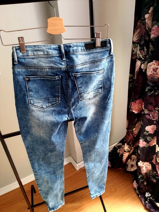 Spodnie jeansowe jeansy rurki Only rozmiar 27-S