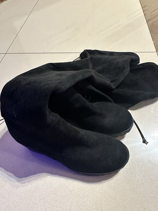 Kozaki zamszowe czarne na obcasie