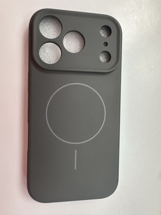 Силіконовий чохол для Iphone 17 pro з Magsafe