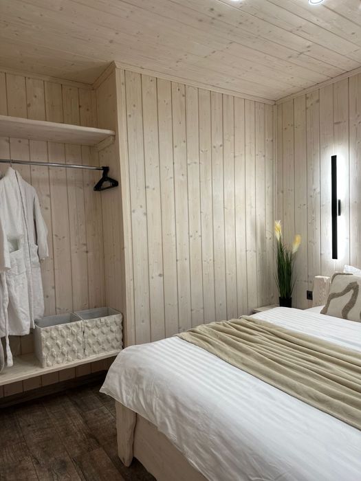 Сучасний новий котедж з чаном джакузі в  Східниці/Старий Кропивник