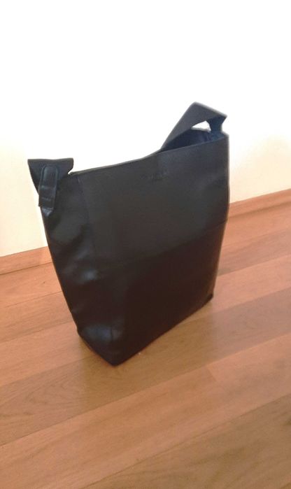 nowa czarna elegancka torebka Calvin Klein