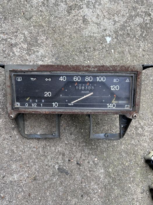Banco, volante, tablier etc Renault 4L