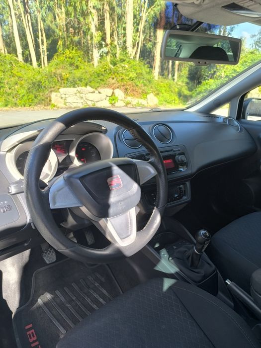 SEAT Ibiza 6j 1.9TDI 105Cv