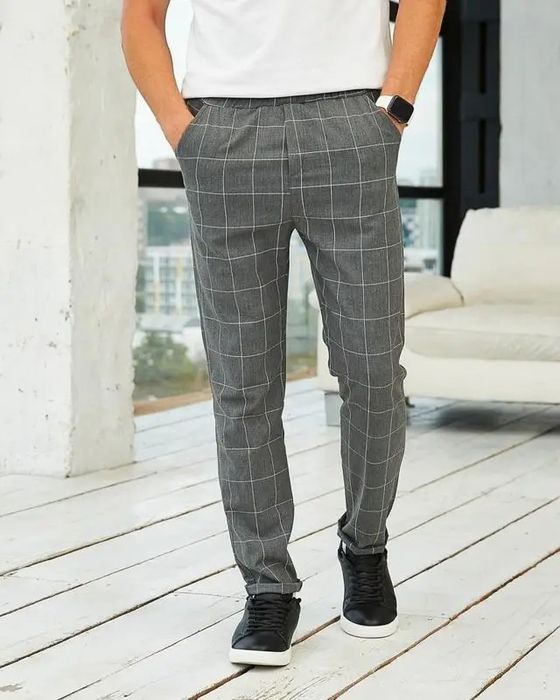 Штани чоловічі сірі в клітинку 164р.