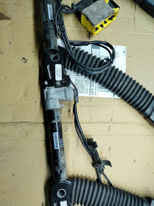 Napinacz pasa BMW E61 E60 i inne