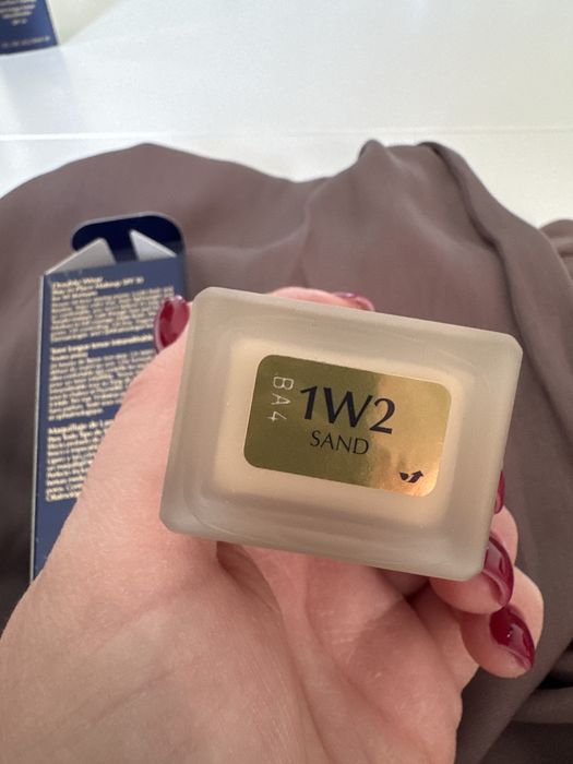Estee Lauder double wear  1W2 stara formuła