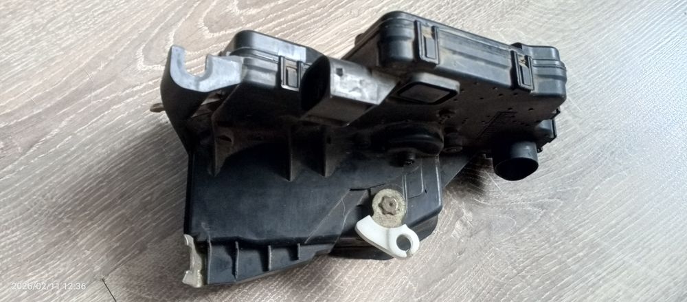 Замок водійської двері BMW E46