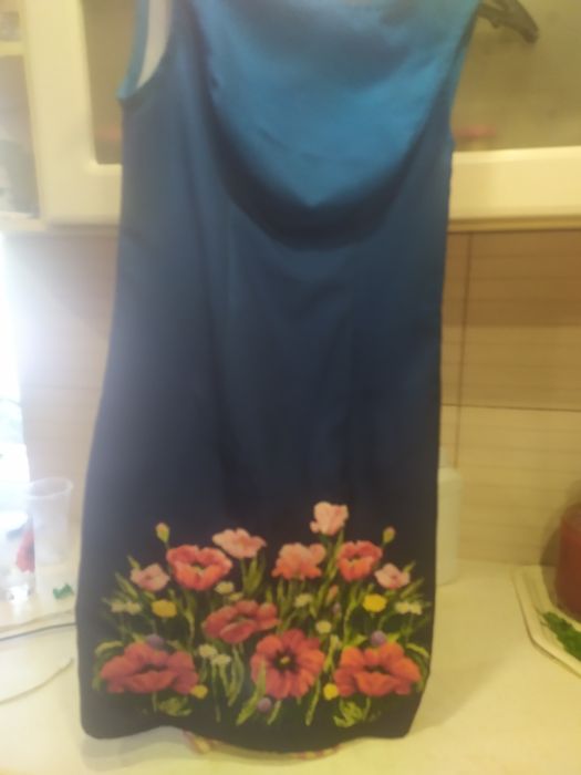 Вишите плаття, ручна робота S. Дуже гарне.