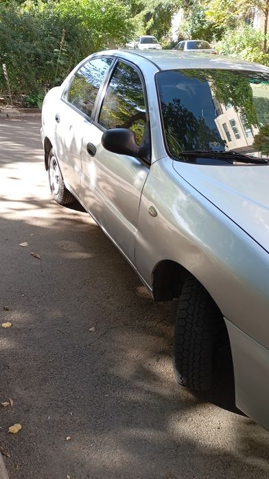 Продам Daewoo Lanos 1999 р., 1.5 газ/бензин