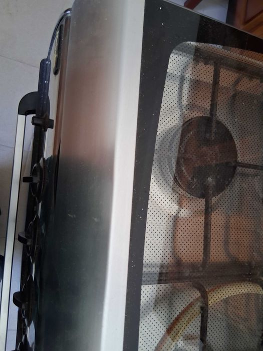 Fogão com forno a gás Meireles